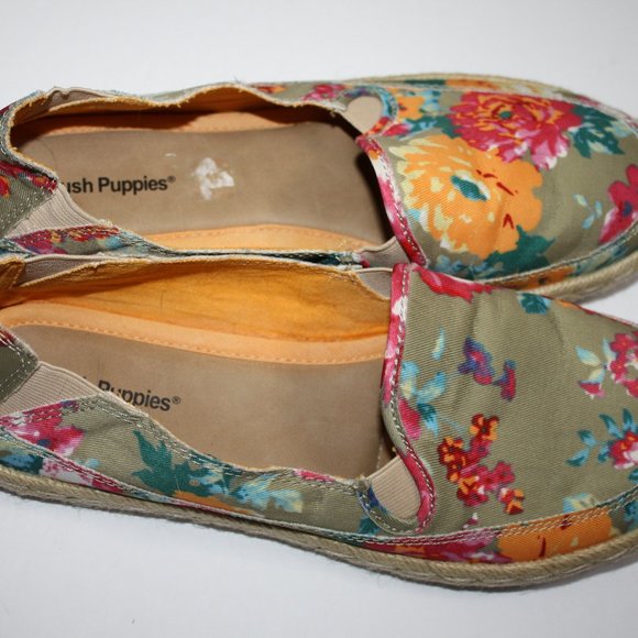 Size 8 Canvas Floral Print Hush Puppies Summer shoes runners Casual Beac… - Picture 1 of 4